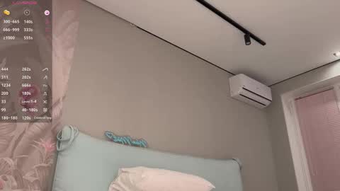 Snapshot of iamninamint chatting on 10.19.25 Nina  online show from 10.19.25