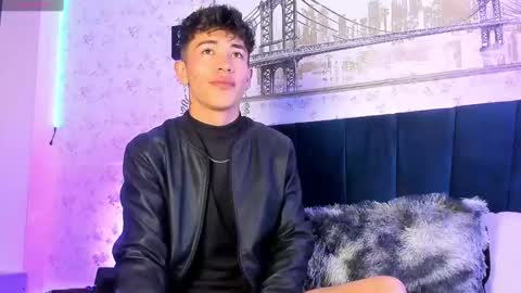 Snapshot of ianwayne_ chatting on 02.05.25 Andrew online show from 02.05.25