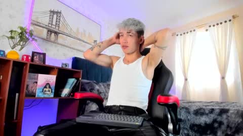 Snapshot of ianwayne_ chatting on 03.08.25 Andrew online show from 03.08.25