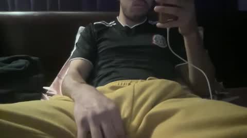 Snapshot of ice_jr chatting on 12.28.24 Ice Jr online show from 12.28.24