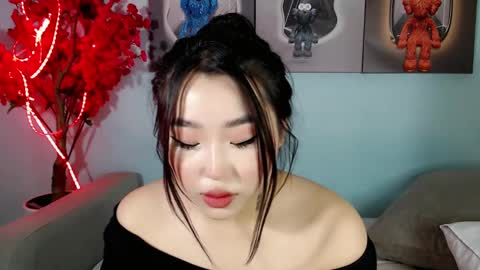 Snapshot of ichiben chatting on 02.04.25 ichiben online show from 02.04.25