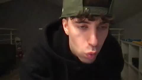 Snapshot of icyninesix chatting on 01.01.25 icyninesix online show from 01.01.25