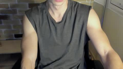 Snapshot of idkiww chatting on 09.24.25 yo online show from 09.24.25
