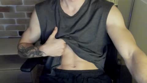 Snapshot of idkiww chatting on 10.25.25 yo online show from 10.25.25