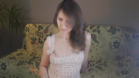 Snapshot of ifyouleave chatting on 01.09.25 Belle online show from 01.09.25