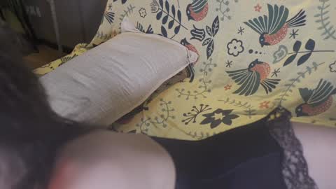 Snapshot of ifyouleave chatting on 01.14.25 Belle online show from 01.14.25