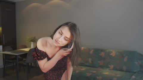 Snapshot of ifyouleave chatting on 02.02.25 Belle online show from 02.02.25