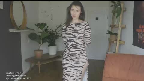 Snapshot of ifyouleave chatting on 10.12.25 Belle online show from 10.12.25