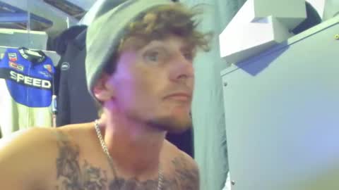 Snapshot of igetherwetter chatting on 09.30.25 Amiri Roue online show from 09.30.25