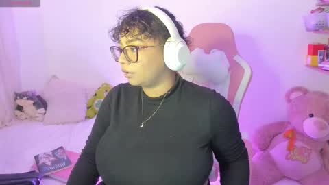 Snapshot of im_angels7 chatting on 10.15.25 Angela online show from 10.15.25