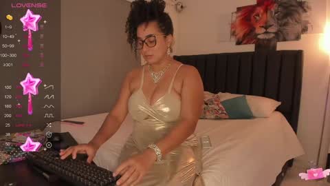 Snapshot of imacwenn_ chatting on 02.07.25 Sofia online show from 02.07.25