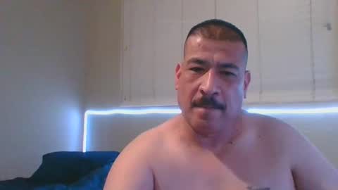 Snapshot of imbackmandosuknw chatting on 12.23.24 imbackmandosuknw online show from 12.23.24