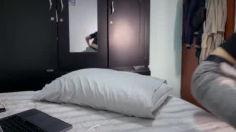 Snapshot of imcoltonalvin chatting on 10.02.25 Colton Alvin Independent model online show from 10.02.25