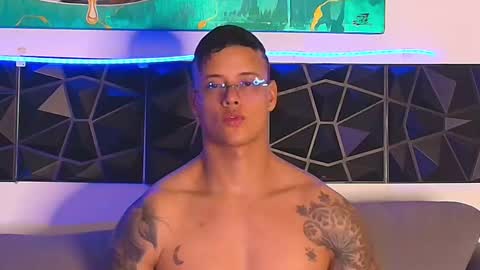 Snapshot of imconor chatting on 02.10.25 imconor online show from 02.10.25