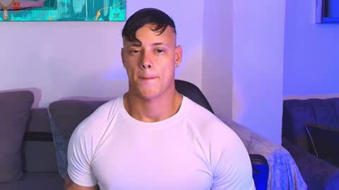 Snapshot of imconor chatting on 10.04.25 imconor online show from 10.04.25