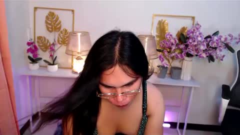 Snapshot of imdestined_foryou chatting on 01.07.25 Ashley online show from 01.07.25