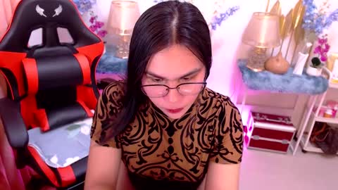 Snapshot of imdestined_foryou chatting on 02.12.25 Ashley online show from 02.12.25