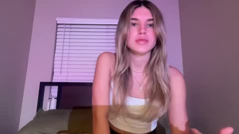 Snapshot of imrubyy chatting on 01.08.25 RUBYY 3 online show from 01.08.25