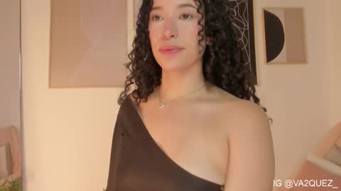 Sara online show from 10.24.25