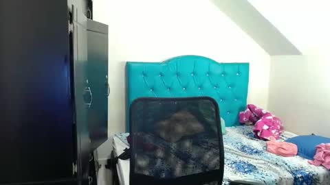 Snapshot of incubus_couple1 chatting on 12.16.24 incubus_couple1 online show from 12.16.24