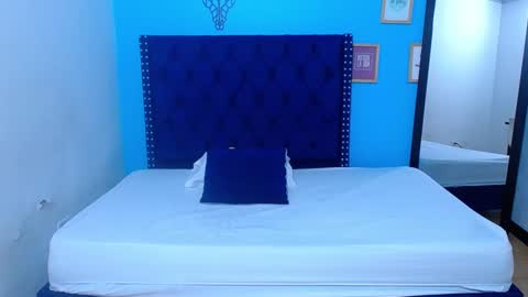 Snapshot of indian_whore18 chatting on 01.25.25 indian_whore18 online show from 01.25.25