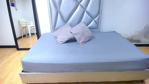 Snapshot of indian_whore18 chatting on 02.12.25 indian_whore18 online show from 02.12.25