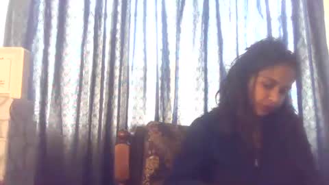 Snapshot of indiancutiexo chatting on 11.18.25 indiancutiexo online show from 11.18.25