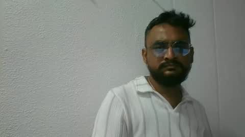 Snapshot of indianlover1433 chatting on 09.20.25 Indian lover online show from 09.20.25