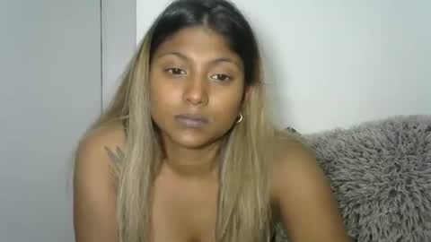 Snapshot of indianqtpie6 chatting on 10.17.25 indianqtpie6 online show from 10.17.25
