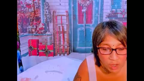 Snapshot of indianroxy27 chatting on 11.28.25 indianroxy27 online show from 11.28.25