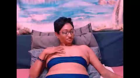 Snapshot of indianspicy69 chatting on 12.13.24 Shreya online show from 12.13.24