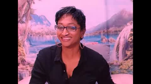 Snapshot of indianspicy69 chatting on 01.18.25 Shreya online show from 01.18.25