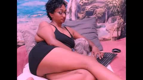 Snapshot of indianspicy69 chatting on 01.27.25 Shreya online show from 01.27.25