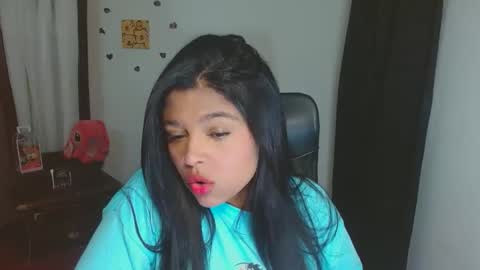 Aleja vallejo online show from 10.13.25