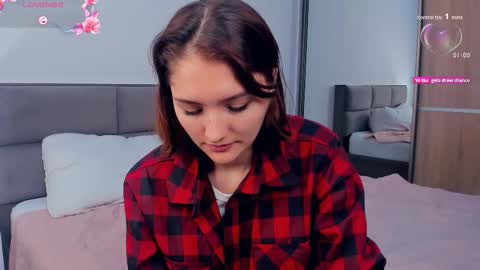 Kira online show from 10.09.25