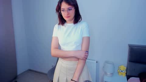 Kira online show from 12.02.25