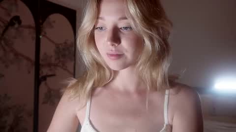 Snapshot of infinitysoul_ chatting on 10.14.25 Alexa..  Inst     Fansly infinitysoul  online show from 10.14.25