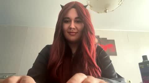 Snapshot of ingabowlet chatting on 10.28.25 Call me Lera online show from 10.28.25
