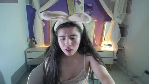 Snapshot of ingrid_casas chatting on 12.03.24 Ingrid petite online show from 12.03.24