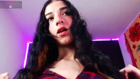 Snapshot of ingrid_zese chatting on 10.13.25 Ingrid Zese online show from 10.13.25