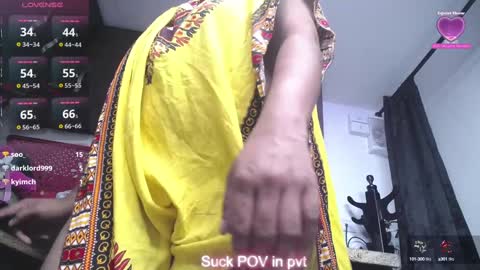 Snapshot of iniyalaboni chatting on 12.03.24 Iniya online show from 12.03.24