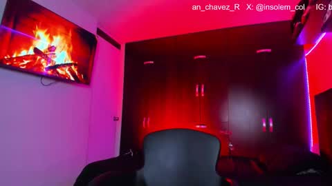 Snapshot of insolemnia chatting on 10.18.25 Brayan Chavez online show from 10.18.25