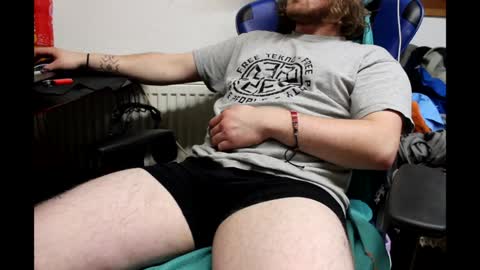 Snapshot of ipipo42o chatting on 01.29.25 DrownMentally online show from 01.29.25