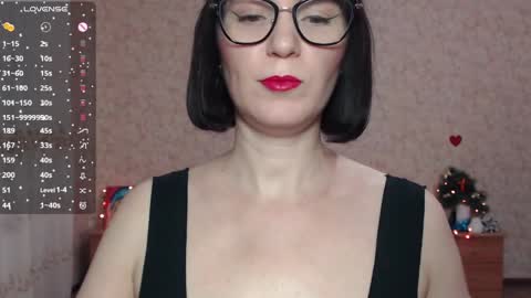 Snapshot of irenlarasani chatting on 01.10.25 IrenLarasani online show from 01.10.25