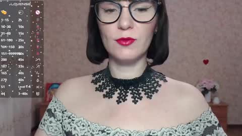 Snapshot of irenlarasani chatting on 01.17.25 IrenLarasani online show from 01.17.25