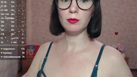 Snapshot of irenlarasani chatting on 02.16.25 IrenLarasani online show from 02.16.25
