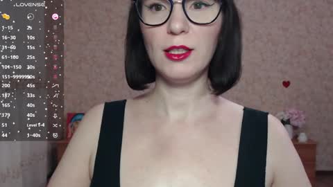 Snapshot of irenlarasani chatting on 02.26.25 IrenLarasani online show from 02.26.25