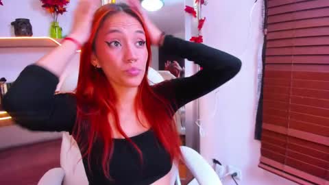 Snapshot of irina_beaux chatting on 02.17.25 online show from 02.17.25
