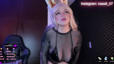 Snapshot of irinaa_scarlett chatting on 01.07.25 Irinaa Scarlett online show from 01.07.25