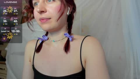 Snapshot of iris_crispy chatting on 12.14.24 Iris online show from 12.14.24
